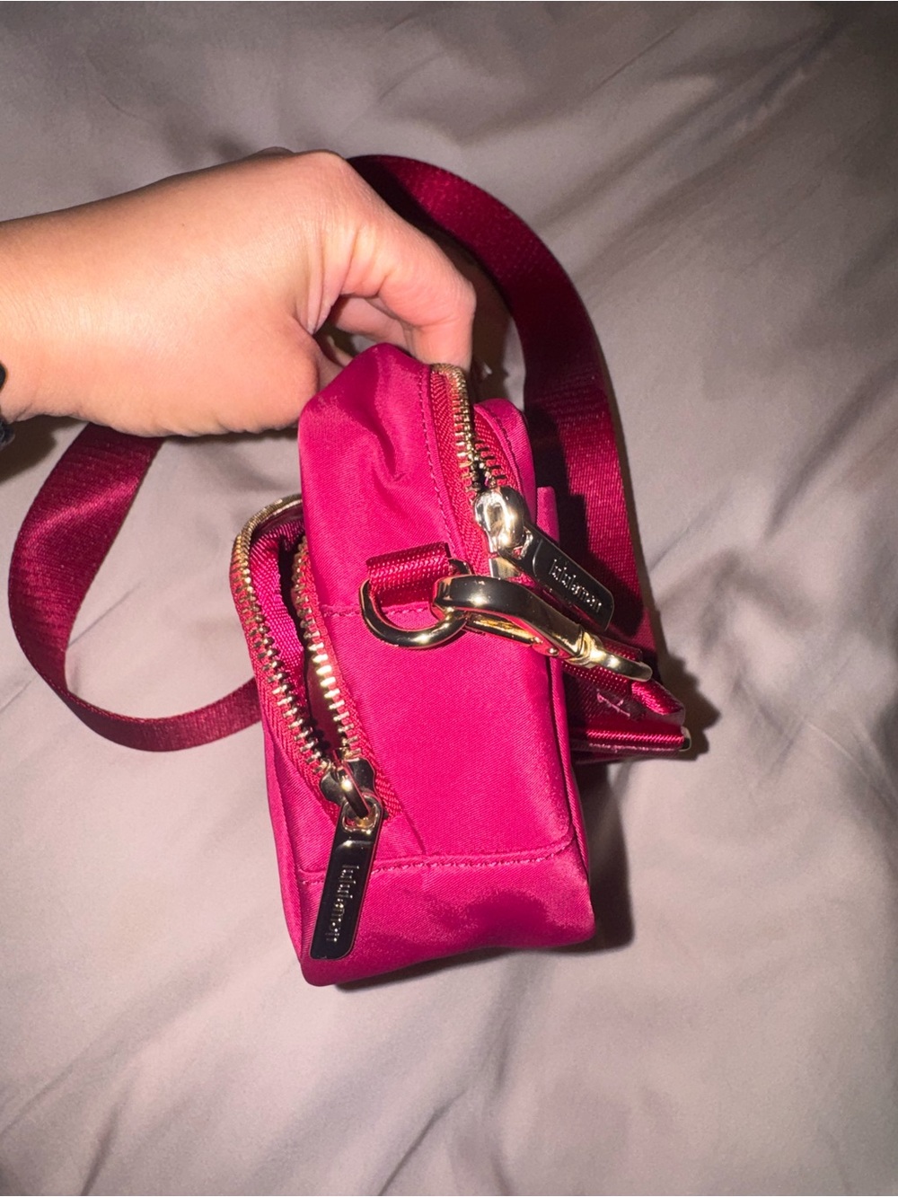 lululemon athletica Everywhere Crossbody Bag Metal Hardware Berry Rumble/GOLD - Picture 14 of 16